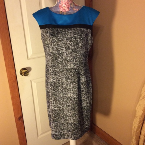 3/$15 Beautiful dress - Picture 1 of 6